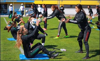 Gira por Europa eleva exigencia de la Selección Femenil: Vergara