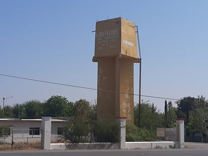 Productores de Nadadores invierten de sus recursos en pozos de agua