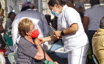 Próxima semana se aplicará segunda dosis de vacuna anticovid