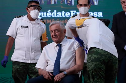 AMLO: He tenido 'muy poca reacción', dice tras ser vacunado