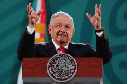 Amaga el INE con sancionar a Amlo si sigue con propaganda