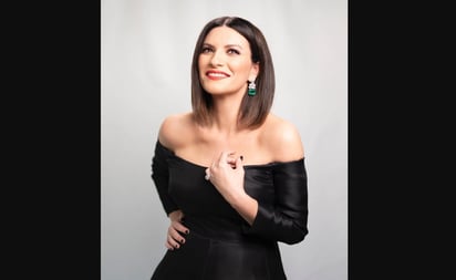 Laura Pausini deslumbra en los premios Oscar 2021 junto a mexicana