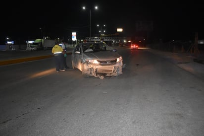 Se estampa contra torre de vigilancia en Monclova