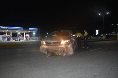 Se estampa contra torre de vigilancia en Monclova