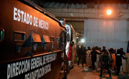 Trasladan a 85 reos de alta peligrosidad del Edomex a penales federal