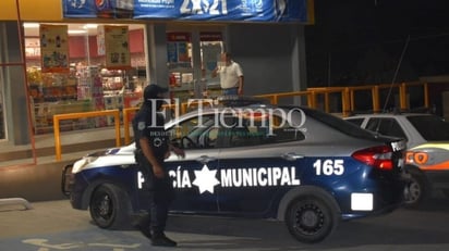 Con cuchillo en mano, intenta asaltar tienda de conveniencia en Monclova