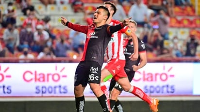 Atlas golea al Necaxa y sueña con jugar repesca en casa