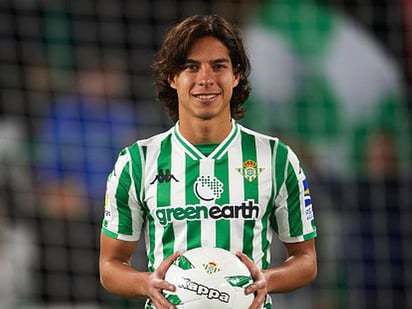 Diego Lainez: No es convocado en el Real Betis frente al Valladolid