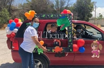 Sin permiso, caravanas para festejar el Día del Niño en Monclova