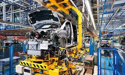 Empleo en la industria automotriz regresa a niveles previos al Covid