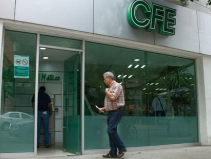 Moody's mantiene en baa1 calificación de CFE con perspectiva negativa