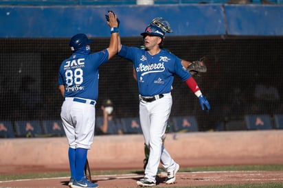 Acereros remonta y gana a Saltillo