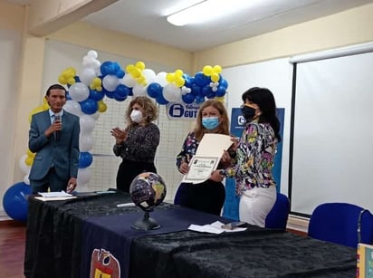 Fundación Antonio y Herminia Gutiérrez entregaron 50 becas