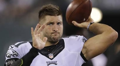 Tim Tebow regresa a la NFL, pero no como quarterback