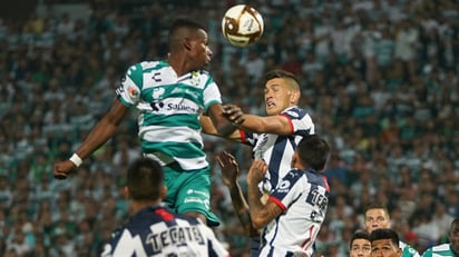 Santos y Rayados: Pasional duelo de pronóstico reservado