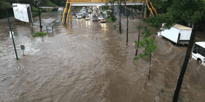 Lluvias dejan afectaciones en más de 10 colonias de Xalapa