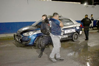 Abuelo se pone como energúmeno en Monclova 