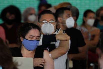 Reporta Ssa 220,159 defunciones confirmadas por COVID-19 en México