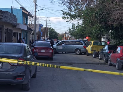 Se suicida en la puerta principal de su casa en Monclova