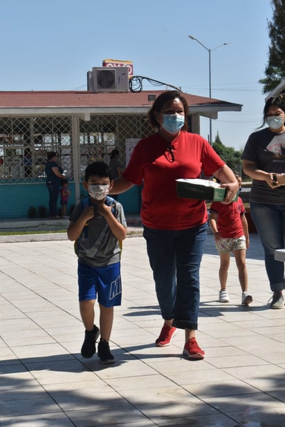 Retornan parvulitos a clases presenciales después de 14 meses