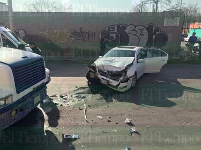 Fuerte accidente en la zona centro de Monclova 