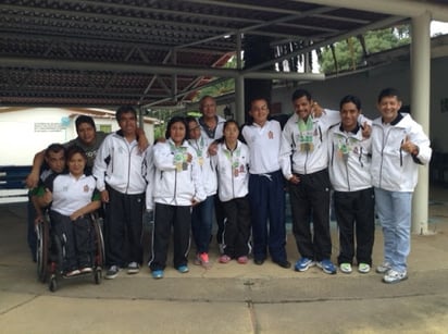 Atletas oaxaqueños regresan a casa con medallas