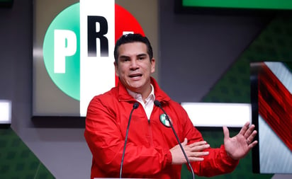 'No me distraigo con destapes rumbo a 2024'