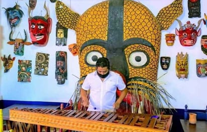 Cantan marimba, buscan difundir música mexicana