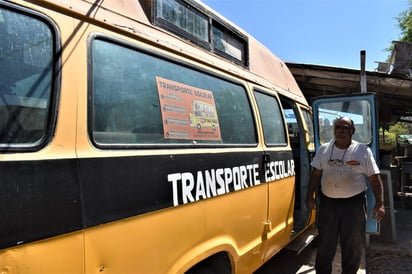 Niegan permiso al transporte escolar 