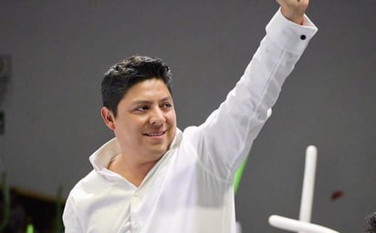 Ricardo Gallardo falta a último debate en SLP