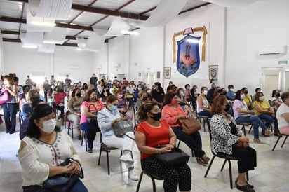 Pensionados rompen diálogo y tomarán el Palacio Nacional 