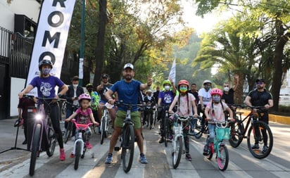 Romo encabeza la 'Carrera de la Victoria'