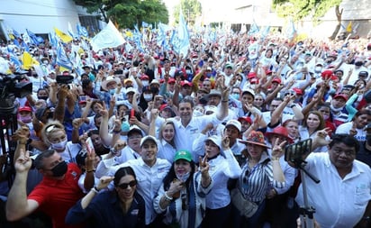 Pide Gastélum a sinaloenses que lo contraten como 'su empleado'