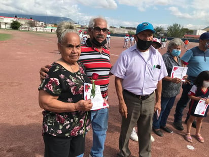 Honran al equipo ‘Ángeles en el Cielo’