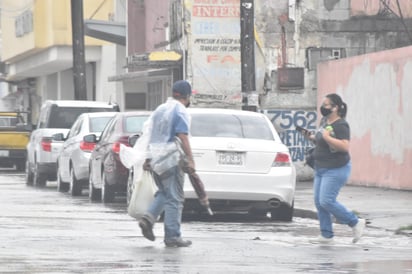 Ponen líneas a disposición por riesgos ante las lluvias