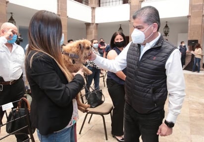 Garantiza Coahuila la protección de los animales; Riquelme