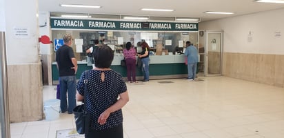 Sigue el IMSS con desabasto de medicamento