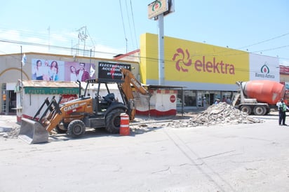 Le fallan autoridades a puestos de comida