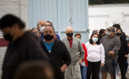 Sin miedo y con cubrebocas, reportan buena afluencia en casillas