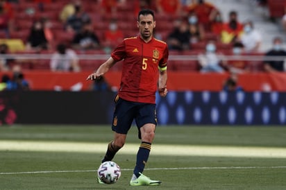 El coronavirus golpea a Busquets y a la selección