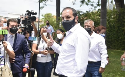 Cuauhtémoc Blanco emite su voto