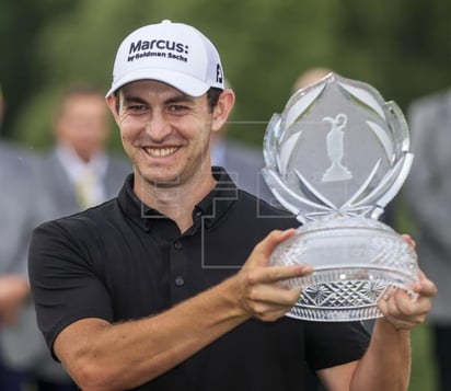 Cantlay gana el desempate a Morikawa y sin Rahm se proclama campeón