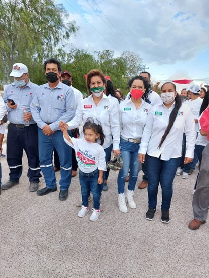 Tres alcaldesas no logran reelegirse en Coahuila 