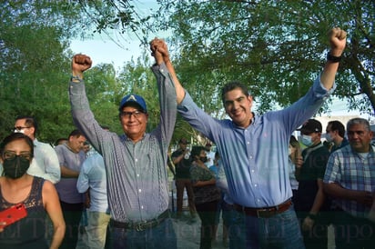 Gana Mario Dávila elección en Monclova; subieron de 555 a 1,200 votos