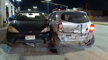 Fuerte accidente sobre el San José en Monclova