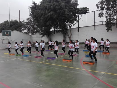 Invitan a clases fitness gratis en la deportiva