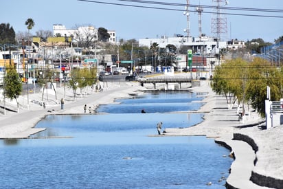 Continúa desarrollo de obra en el río Monclova