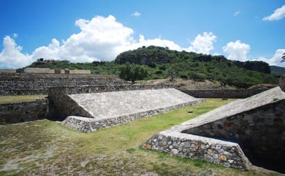 Tras 446 días, zona arqueológica de Yagul reabre sus puertas