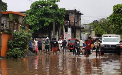 Se forma depresión Tropical 4-E en el Pacífico