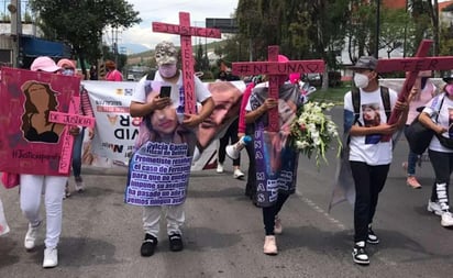 Cambia Día del Padre para exigir justicia por feminicidio de su hija